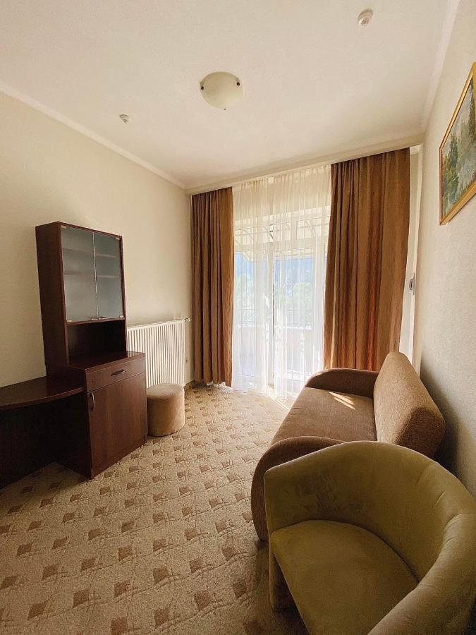 Gerdan Hotel Jaremcse Kültér fotó