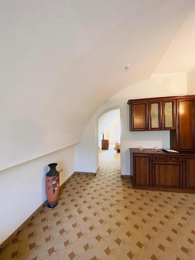 Gerdan Hotel Jaremcse Kültér fotó