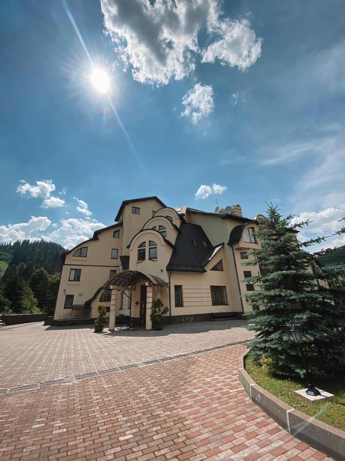 Gerdan Hotel Jaremcse Kültér fotó