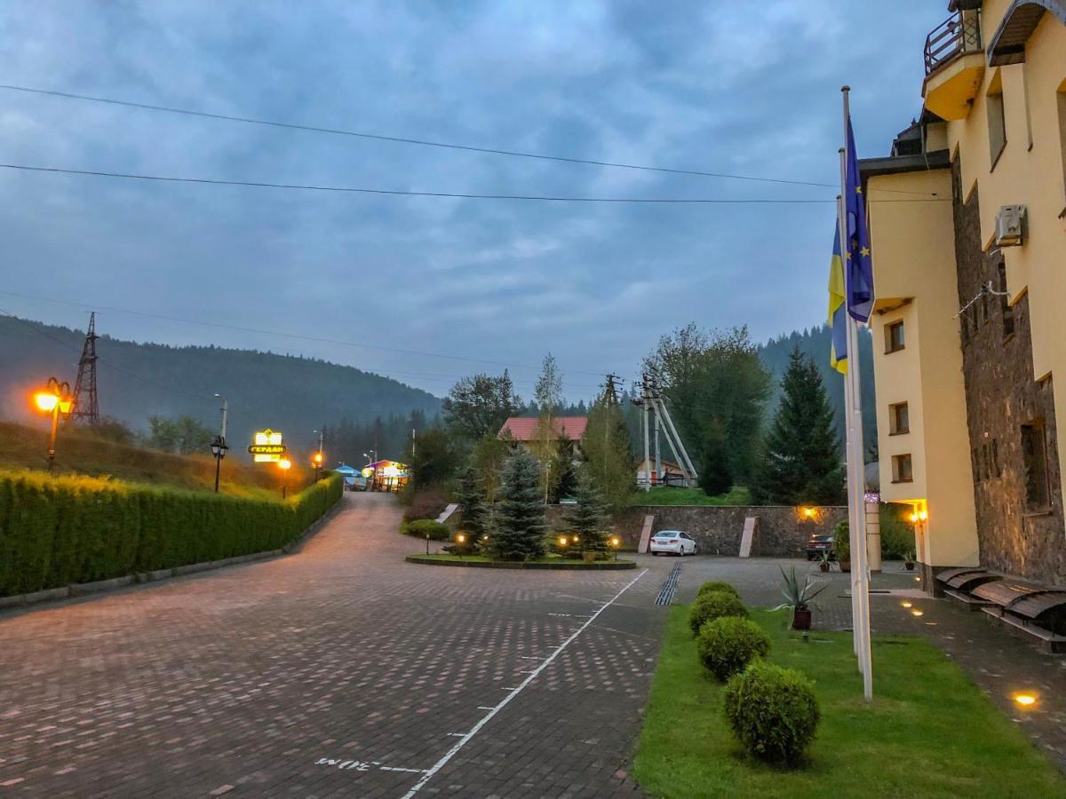Gerdan Hotel Jaremcse Kültér fotó